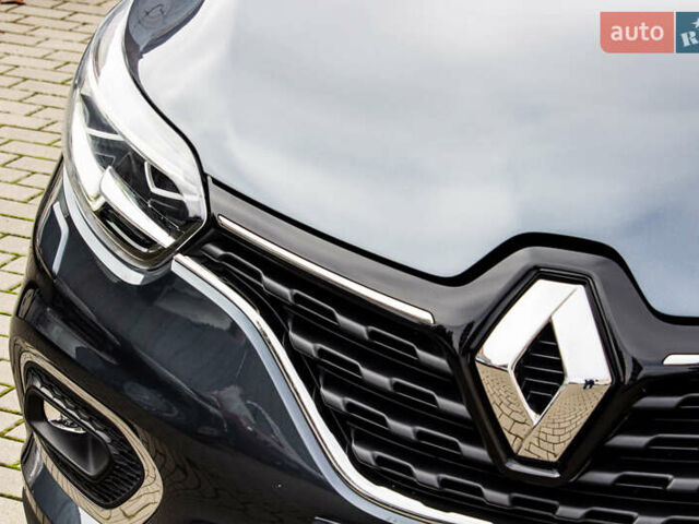 Серый Рено Kadjar, объемом двигателя 0 л и пробегом 77 тыс. км за 15900 $, фото 11 на Automoto.ua