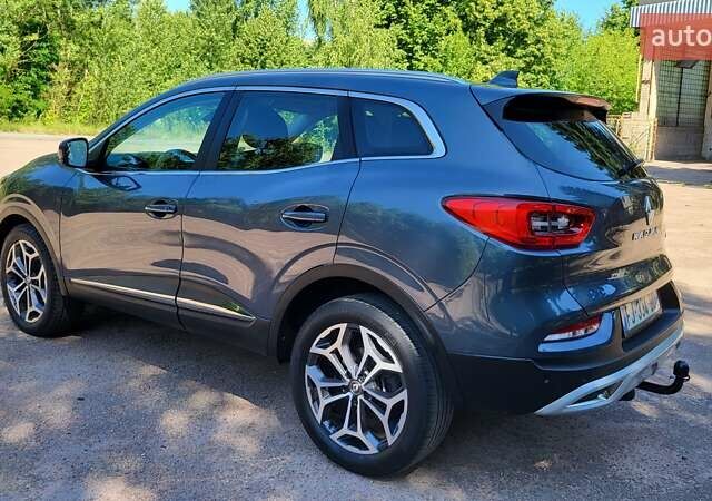 Серый Рено Kadjar, объемом двигателя 1.7 л и пробегом 171 тыс. км за 19900 $, фото 13 на Automoto.ua