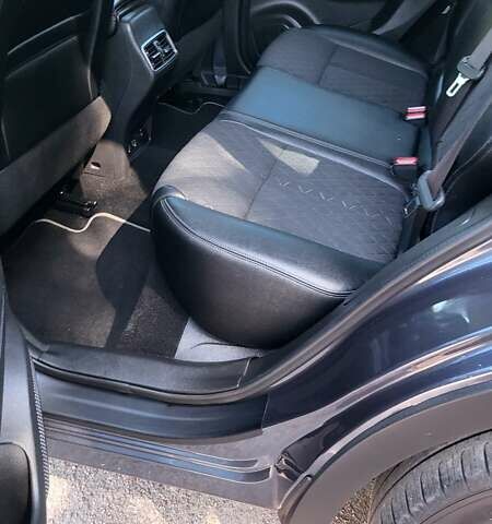 Серый Рено Kadjar, объемом двигателя 1.7 л и пробегом 171 тыс. км за 19900 $, фото 30 на Automoto.ua