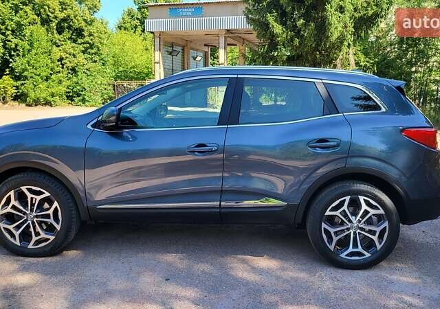 Серый Рено Kadjar, объемом двигателя 1.7 л и пробегом 171 тыс. км за 19900 $, фото 14 на Automoto.ua