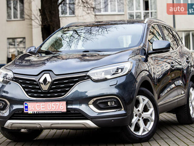 Серый Рено Kadjar, объемом двигателя 0 л и пробегом 77 тыс. км за 15900 $, фото 14 на Automoto.ua