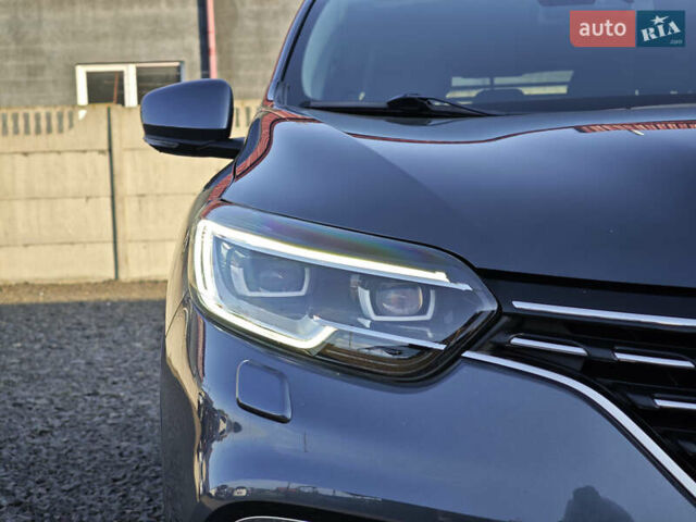 Серый Рено Kadjar, объемом двигателя 1.5 л и пробегом 153 тыс. км за 21300 $, фото 9 на Automoto.ua