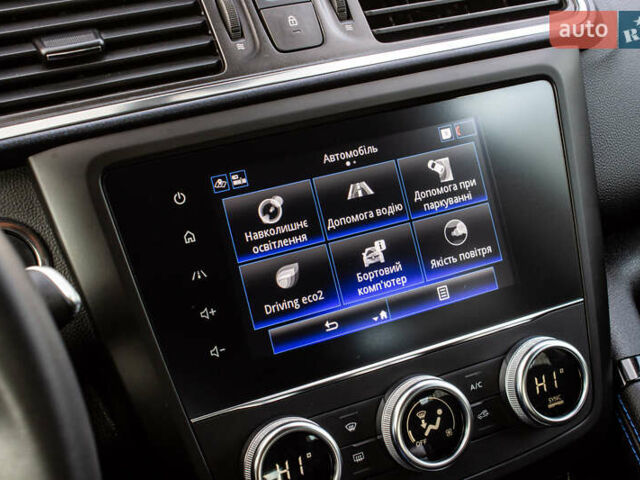 Серый Рено Kadjar, объемом двигателя 0 л и пробегом 77 тыс. км за 15900 $, фото 54 на Automoto.ua