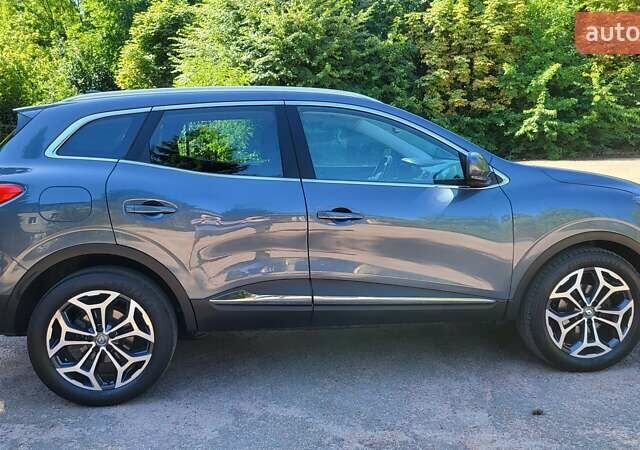Серый Рено Kadjar, объемом двигателя 1.7 л и пробегом 171 тыс. км за 19900 $, фото 7 на Automoto.ua