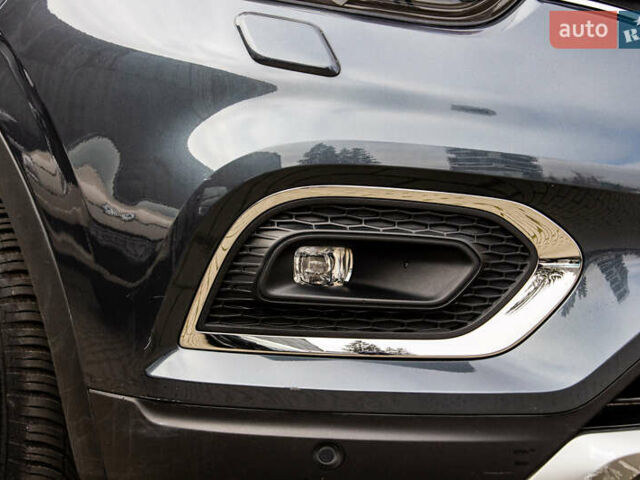 Серый Рено Kadjar, объемом двигателя 0 л и пробегом 77 тыс. км за 15900 $, фото 13 на Automoto.ua