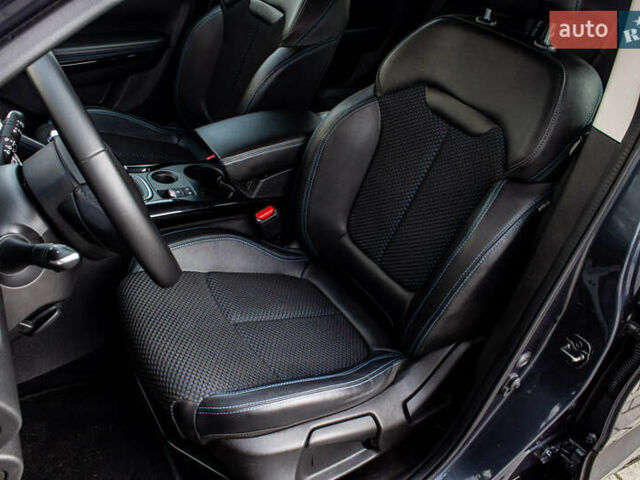 Серый Рено Kadjar, объемом двигателя 0 л и пробегом 77 тыс. км за 15900 $, фото 47 на Automoto.ua