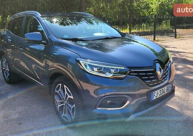 Серый Рено Kadjar, объемом двигателя 1.7 л и пробегом 171 тыс. км за 19900 $, фото 2 на Automoto.ua