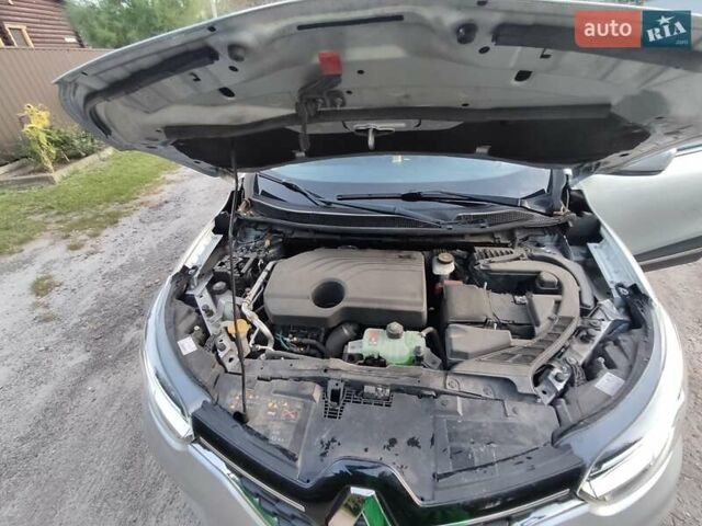 Сірий Рено Kadjar, об'ємом двигуна 1.46 л та пробігом 181 тис. км за 19000 $, фото 1 на Automoto.ua