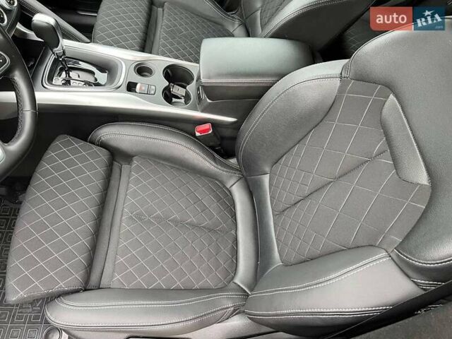 Сірий Рено Kadjar, об'ємом двигуна 1.5 л та пробігом 146 тис. км за 20300 $, фото 13 на Automoto.ua