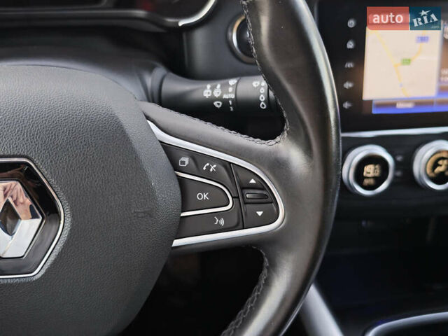 Серый Рено Kadjar, объемом двигателя 1.5 л и пробегом 153 тыс. км за 20499 $, фото 27 на Automoto.ua