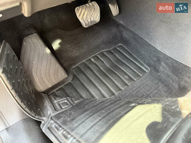 Серый Рено Kadjar, объемом двигателя 1.5 л и пробегом 184 тыс. км за 19100 $, фото 22 на Automoto.ua