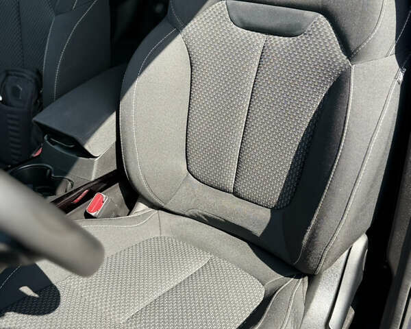 Серый Рено Kadjar, объемом двигателя 1.5 л и пробегом 184 тыс. км за 19100 $, фото 13 на Automoto.ua