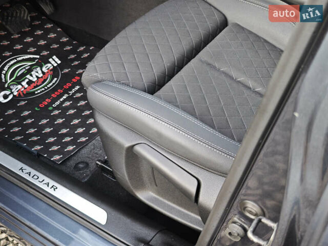 Серый Рено Kadjar, объемом двигателя 1.5 л и пробегом 153 тыс. км за 20499 $, фото 23 на Automoto.ua