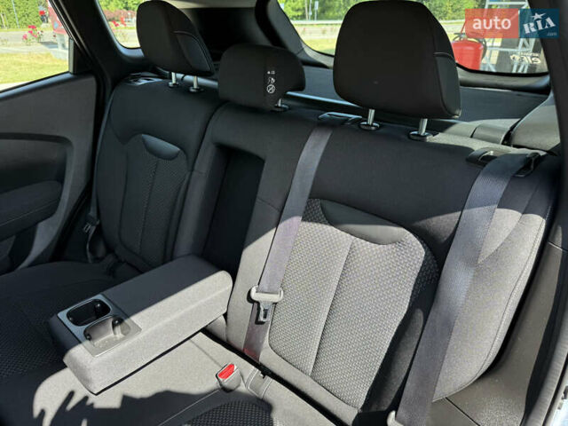 Серый Рено Kadjar, объемом двигателя 1.5 л и пробегом 184 тыс. км за 19100 $, фото 14 на Automoto.ua