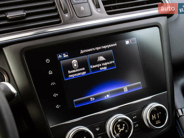 Серый Рено Kadjar, объемом двигателя 0 л и пробегом 77 тыс. км за 15900 $, фото 55 на Automoto.ua