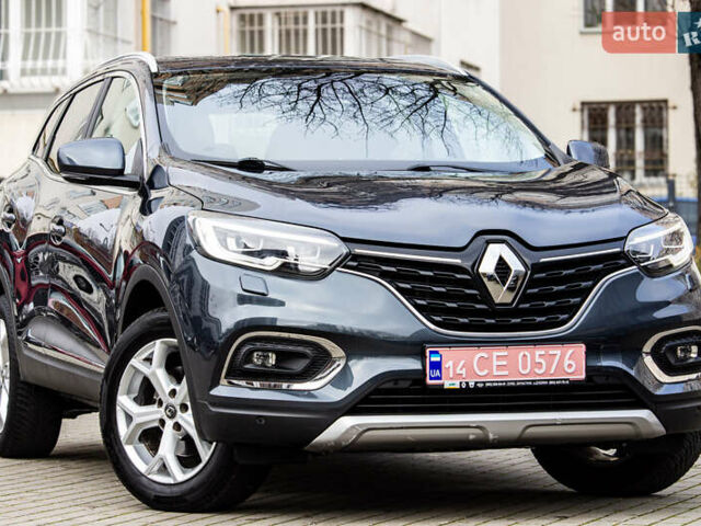 Серый Рено Kadjar, объемом двигателя 0 л и пробегом 77 тыс. км за 15900 $, фото 9 на Automoto.ua