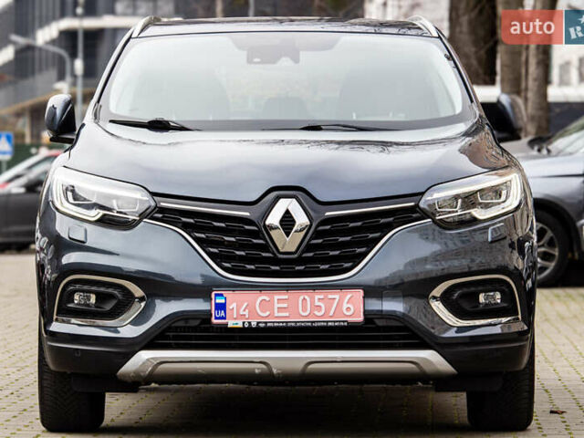 Серый Рено Kadjar, объемом двигателя 0 л и пробегом 77 тыс. км за 15900 $, фото 6 на Automoto.ua
