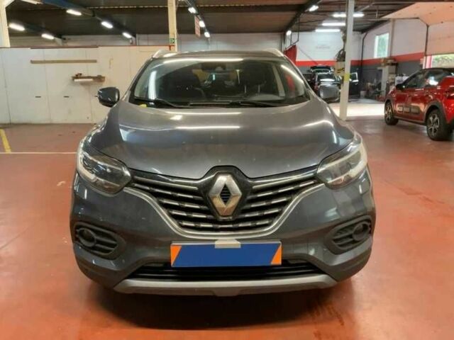Серый Рено Kadjar, объемом двигателя 0 л и пробегом 145 тыс. км за 18900 $, фото 1 на Automoto.ua