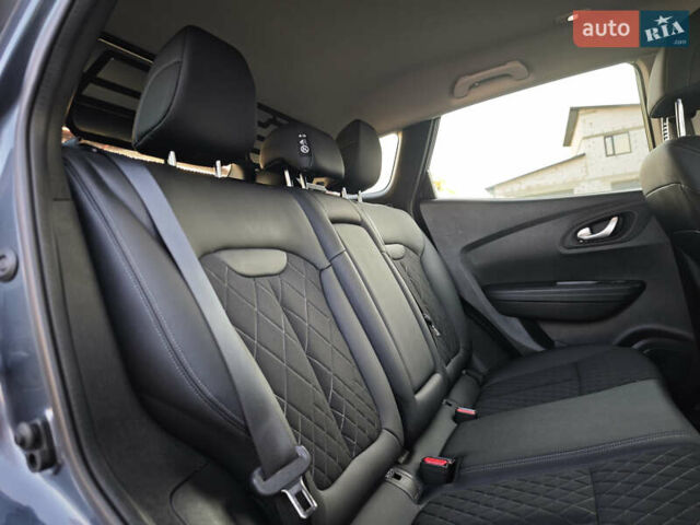 Серый Рено Kadjar, объемом двигателя 1.5 л и пробегом 153 тыс. км за 21300 $, фото 58 на Automoto.ua