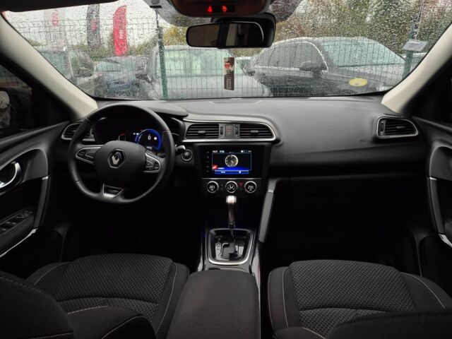 Серый Рено Kadjar, объемом двигателя 1.5 л и пробегом 165 тыс. км за 20255 $, фото 14 на Automoto.ua