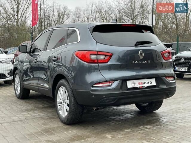 Серый Рено Kadjar, объемом двигателя 1.5 л и пробегом 147 тыс. км за 19999 $, фото 18 на Automoto.ua