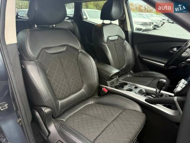 Серый Рено Kadjar, объемом двигателя 1.46 л и пробегом 362 тыс. км за 13900 $, фото 52 на Automoto.ua