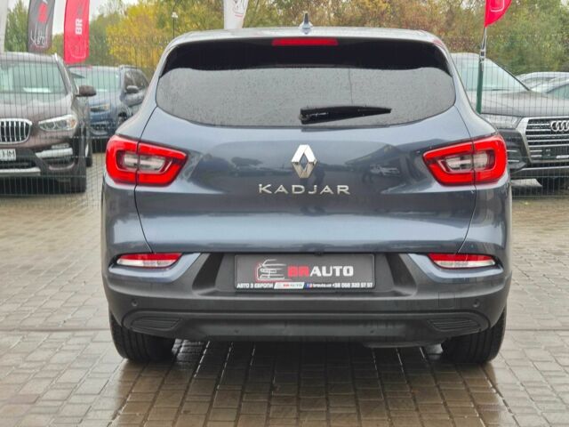 Серый Рено Kadjar, объемом двигателя 1.5 л и пробегом 165 тыс. км за 20255 $, фото 5 на Automoto.ua