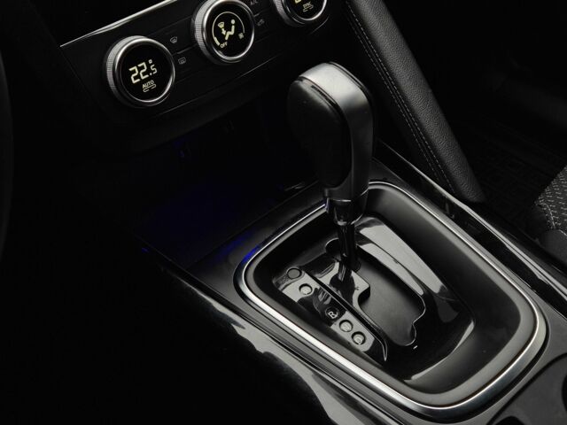 Серый Рено Kadjar, объемом двигателя 1.5 л и пробегом 165 тыс. км за 20255 $, фото 18 на Automoto.ua