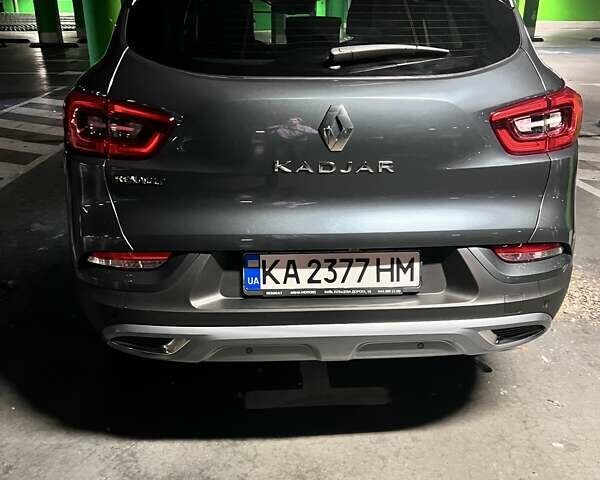 Серый Рено Kadjar, объемом двигателя 1.46 л и пробегом 102 тыс. км за 21600 $, фото 1 на Automoto.ua