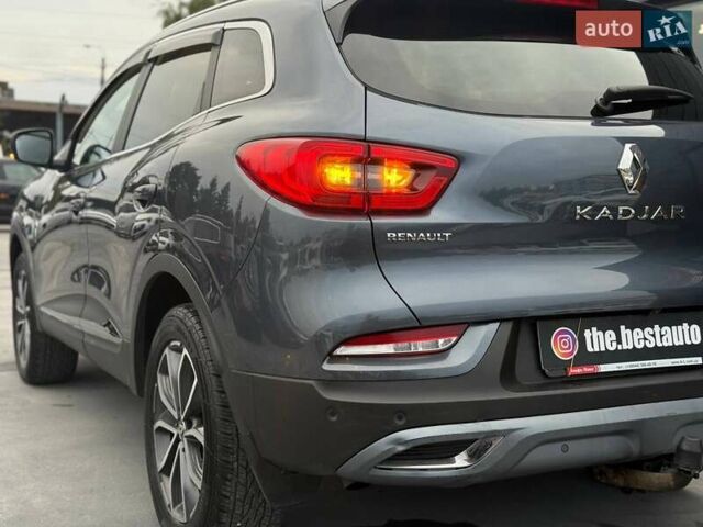 Серый Рено Kadjar, объемом двигателя 1.46 л и пробегом 362 тыс. км за 13900 $, фото 11 на Automoto.ua