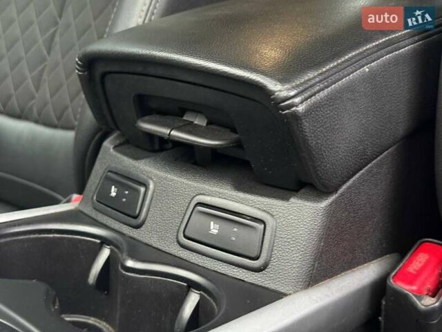 Серый Рено Kadjar, объемом двигателя 1.46 л и пробегом 362 тыс. км за 13900 $, фото 36 на Automoto.ua