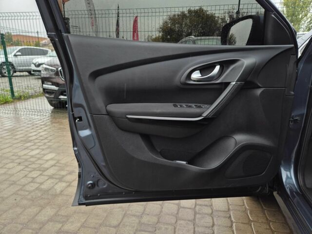 Серый Рено Kadjar, объемом двигателя 1.5 л и пробегом 165 тыс. км за 20255 $, фото 8 на Automoto.ua