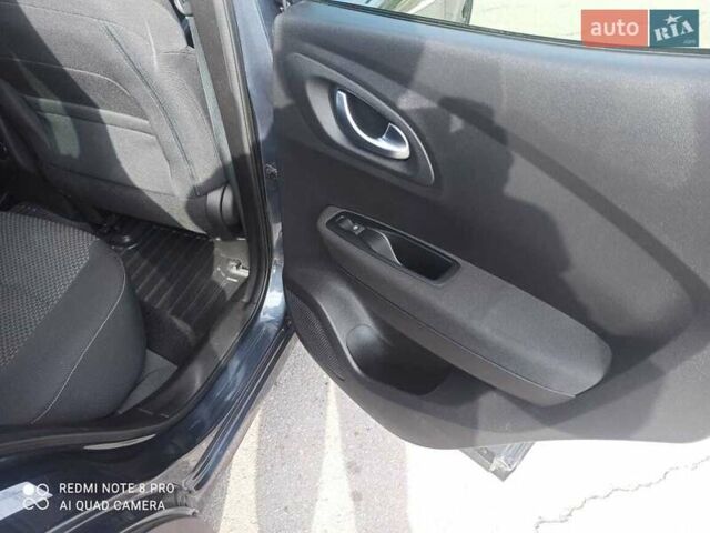 Серый Рено Kadjar, объемом двигателя 1.46 л и пробегом 188 тыс. км за 18500 $, фото 6 на Automoto.ua