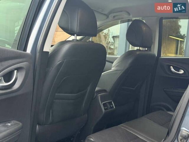 Серый Рено Kadjar, объемом двигателя 1.46 л и пробегом 362 тыс. км за 13900 $, фото 40 на Automoto.ua