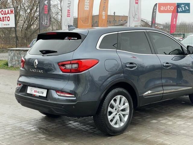 Серый Рено Kadjar, объемом двигателя 1.5 л и пробегом 147 тыс. км за 19999 $, фото 15 на Automoto.ua