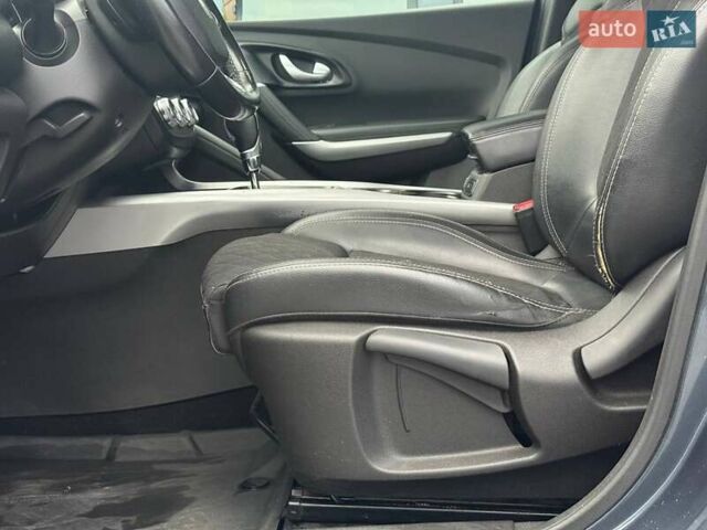 Серый Рено Kadjar, объемом двигателя 1.46 л и пробегом 362 тыс. км за 13900 $, фото 20 на Automoto.ua