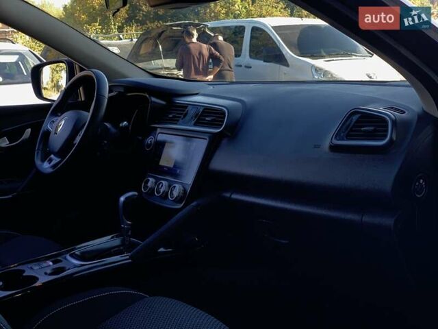 Сірий Рено Kadjar, об'ємом двигуна 1.5 л та пробігом 157 тис. км за 19999 $, фото 32 на Automoto.ua