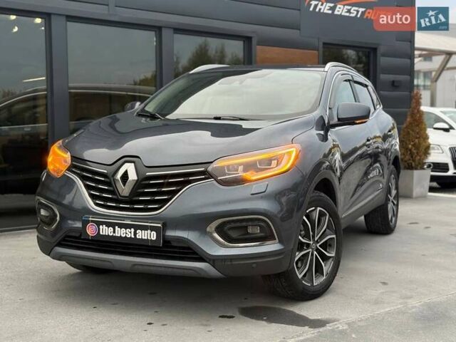 Серый Рено Kadjar, объемом двигателя 1.46 л и пробегом 362 тыс. км за 13900 $, фото 1 на Automoto.ua