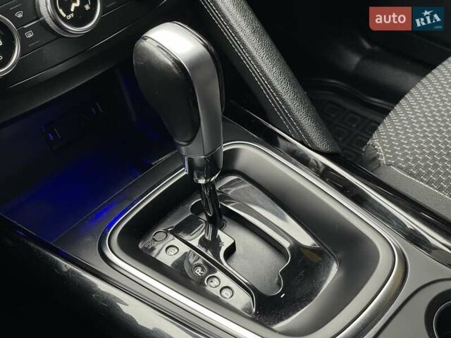 Серый Рено Kadjar, объемом двигателя 1.5 л и пробегом 147 тыс. км за 19999 $, фото 49 на Automoto.ua