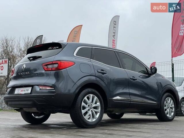 Серый Рено Kadjar, объемом двигателя 1.5 л и пробегом 147 тыс. км за 19999 $, фото 14 на Automoto.ua