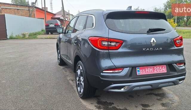 Серый Рено Kadjar, объемом двигателя 1.5 л и пробегом 139 тыс. км за 18950 $, фото 117 на Automoto.ua