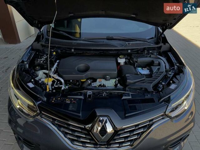 Сірий Рено Kadjar, об'ємом двигуна 1.5 л та пробігом 157 тис. км за 19999 $, фото 66 на Automoto.ua