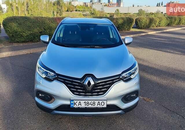 Сірий Рено Kadjar, об'ємом двигуна 1.46 л та пробігом 74 тис. км за 20900 $, фото 7 на Automoto.ua