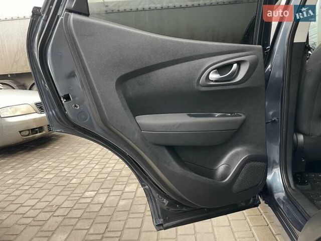 Серый Рено Kadjar, объемом двигателя 1.5 л и пробегом 147 тыс. км за 19999 $, фото 27 на Automoto.ua