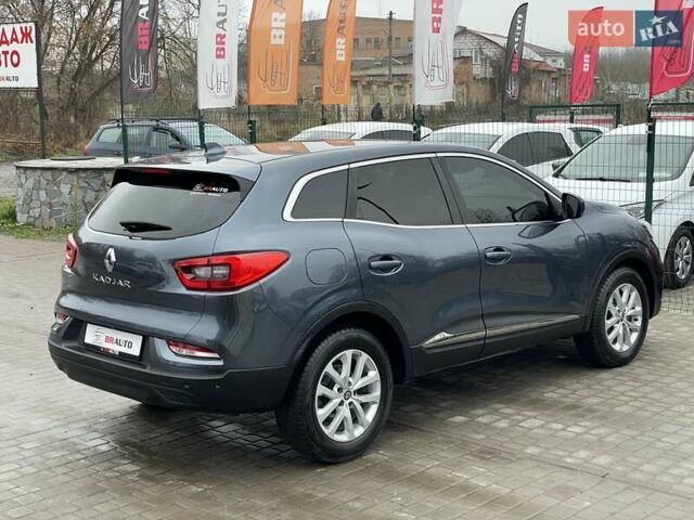 Серый Рено Kadjar, объемом двигателя 1.5 л и пробегом 147 тыс. км за 19999 $, фото 13 на Automoto.ua