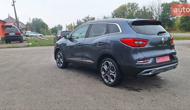 Серый Рено Kadjar, объемом двигателя 1.5 л и пробегом 139 тыс. км за 18950 $, фото 7 на Automoto.ua