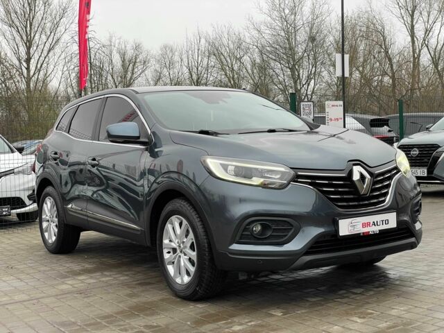Серый Рено Kadjar, объемом двигателя 0 л и пробегом 147 тыс. км за 19999 $, фото 2 на Automoto.ua
