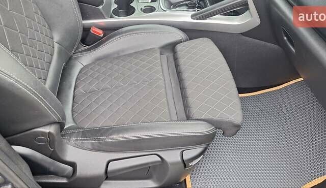 Серый Рено Kadjar, объемом двигателя 1.5 л и пробегом 139 тыс. км за 18950 $, фото 96 на Automoto.ua
