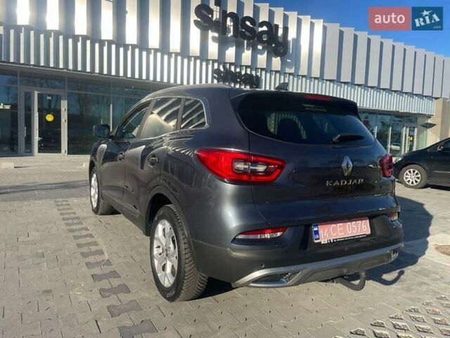 Серый Рено Kadjar, объемом двигателя 1.3 л и пробегом 77 тыс. км за 15800 $, фото 8 на Automoto.ua