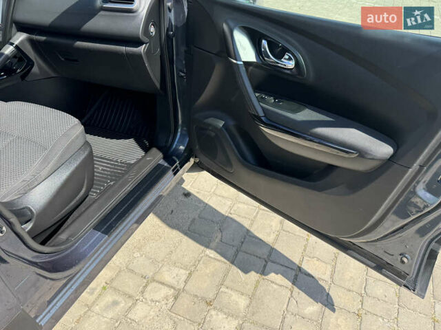 Синій Рено Kadjar, об'ємом двигуна 1.5 л та пробігом 215 тис. км за 13950 $, фото 45 на Automoto.ua